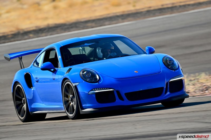 Porsche 911 GT3 RS blue