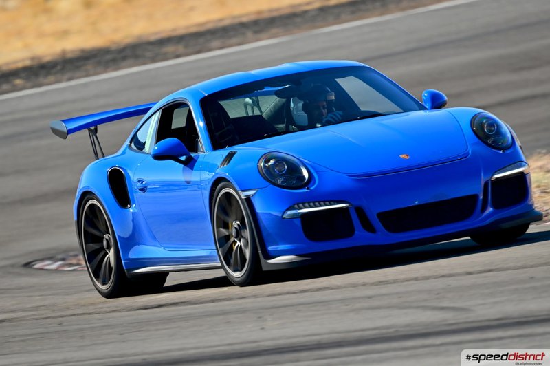 Porsche 911 GT3 RS blue
