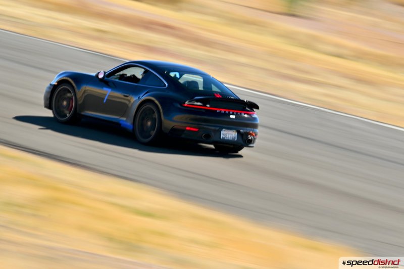 Porsche 911 GT3 blue