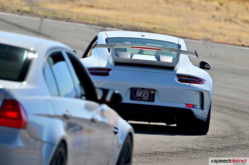 Porsche 911 GT3 white
