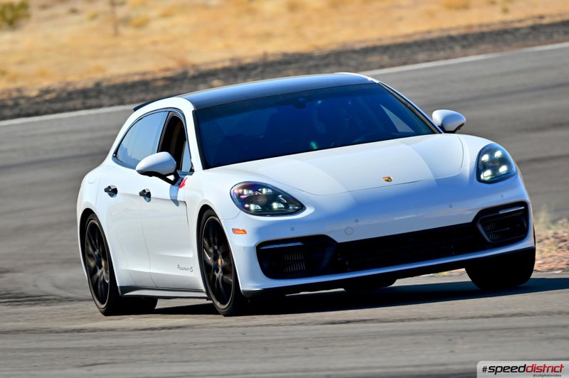 Porsche Panamera GTS