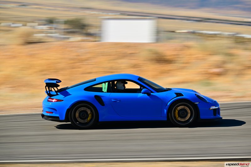Porsche 911 GT3 RS blue