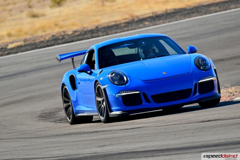 Porsche 911 GT3 RS blue