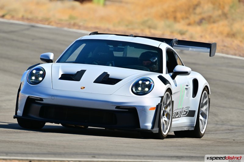 Porsche 911 GT3 RS white