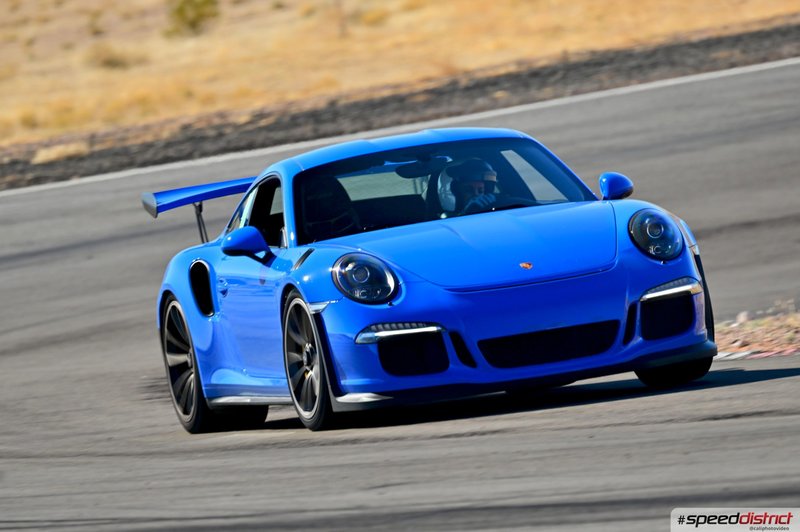 Porsche 911 GT3 RS blue