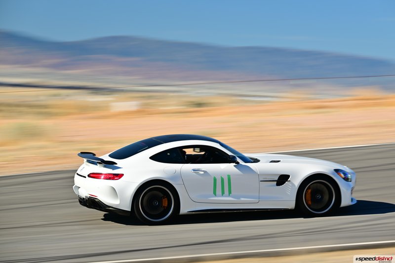 Mercedes GT R