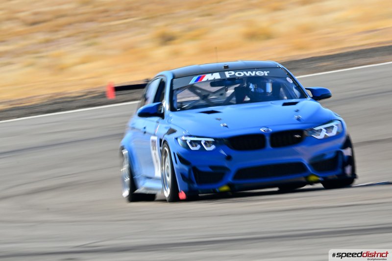 BMW M4 GT4 blue