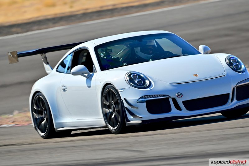 Porsche 911 GT3 Cup white