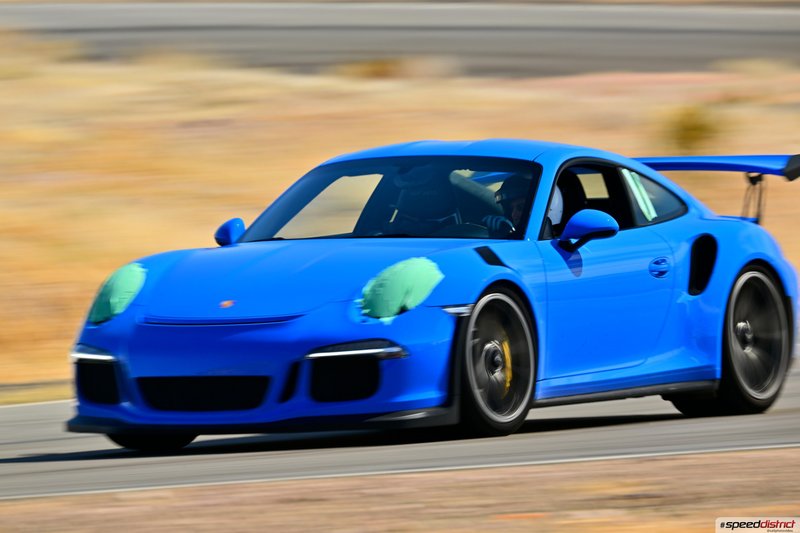 Porsche 911 GT3 RS blue