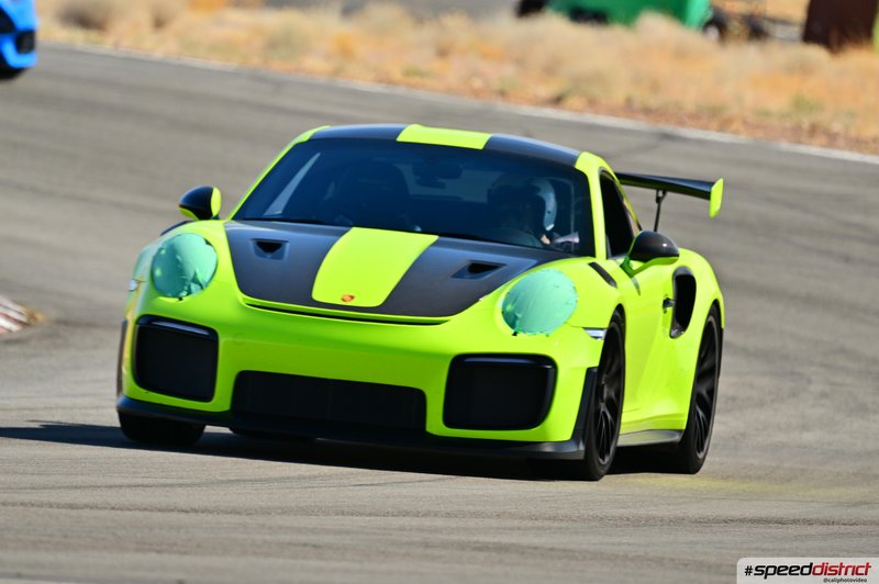 Porsche 911 GT3 RS green