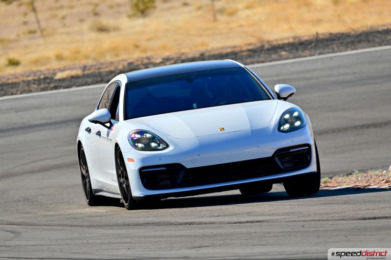 Porsche Panamera GTS