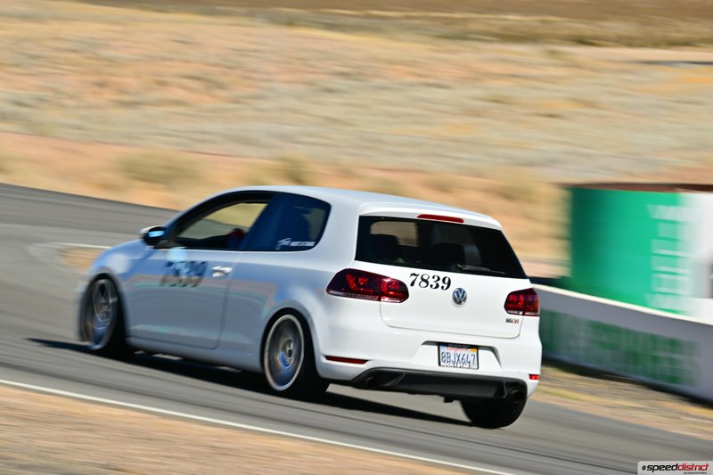 Volkswagen Golf GTI