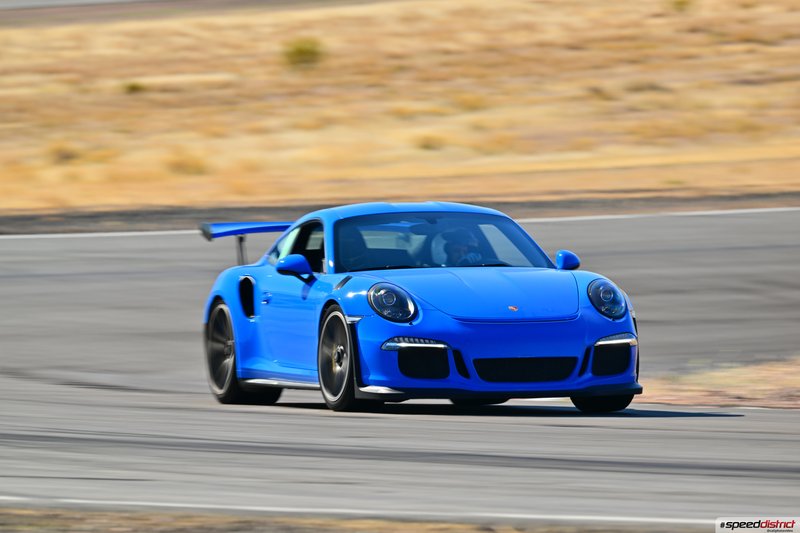 Porsche 911 GT3 RS blue