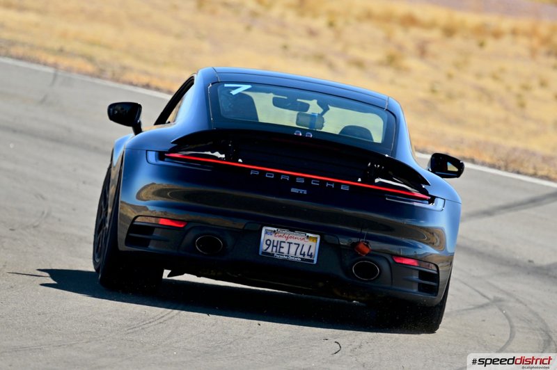 Porsche 911 GT3 blue