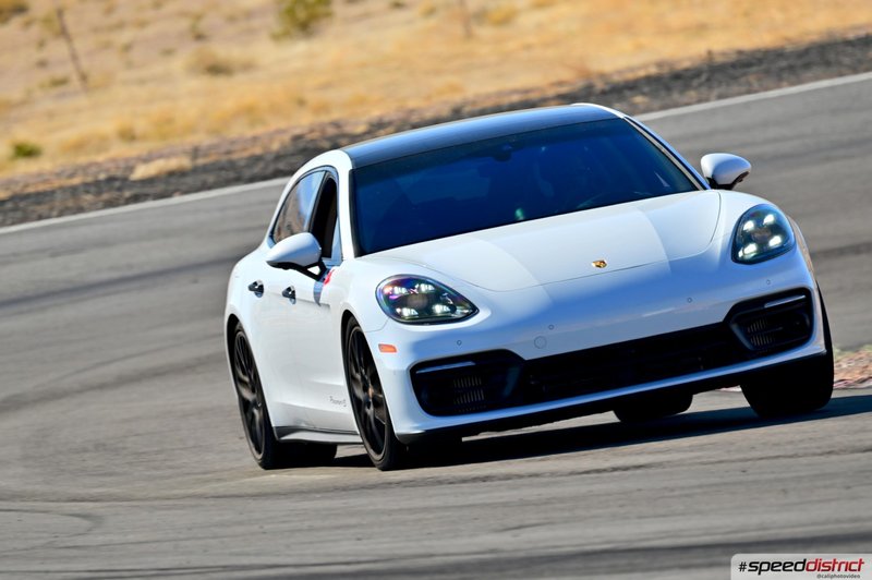 Porsche Panamera GTS