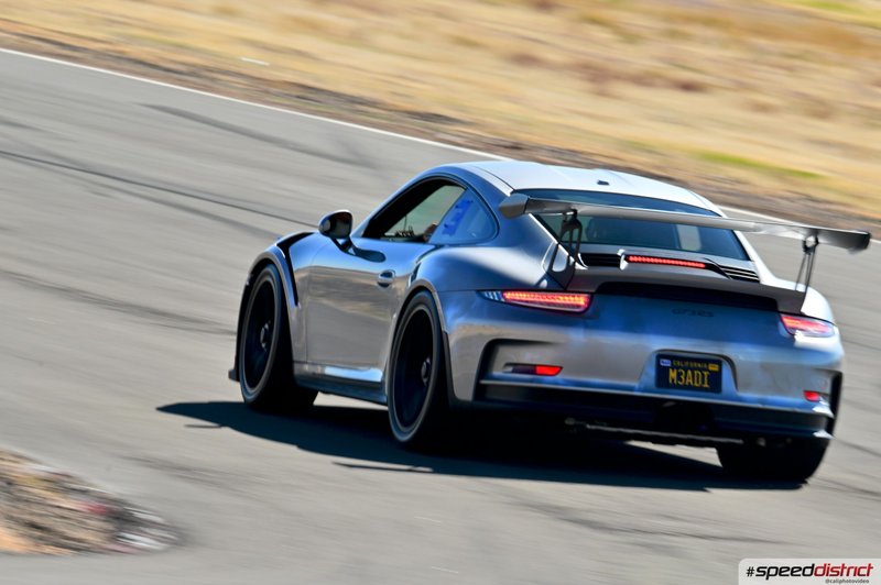 Porsche 911 GT3 RS silver