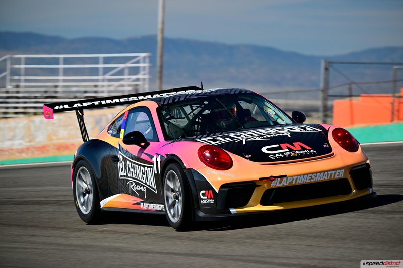 Porsche 911 GT3 Cup orange