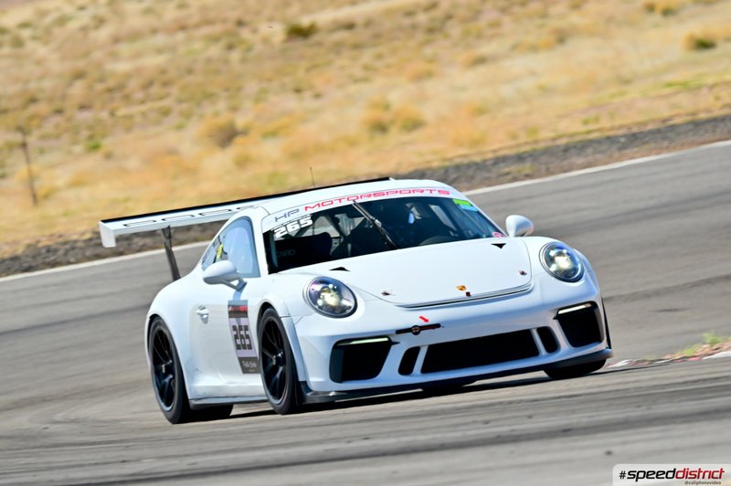 Porsche 911 GT3 Cup white