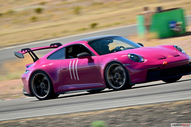 Porsche 911 GT3 RS pink