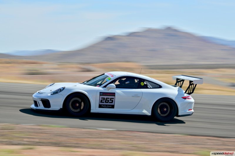 Porsche 911 GT3 Cup white