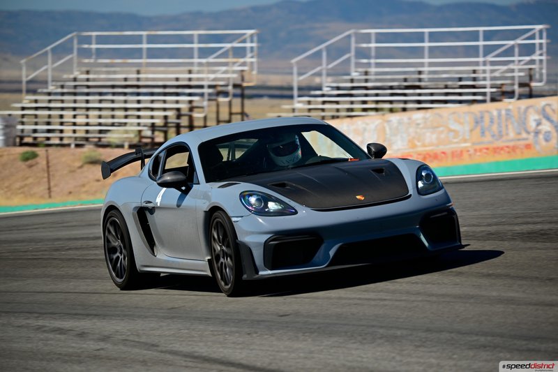 Porsche Cayman GT4