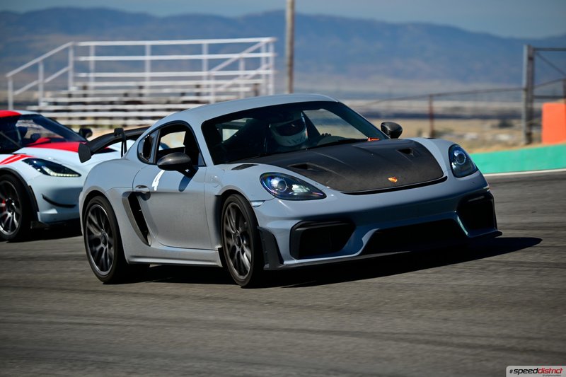 Porsche Cayman GT4