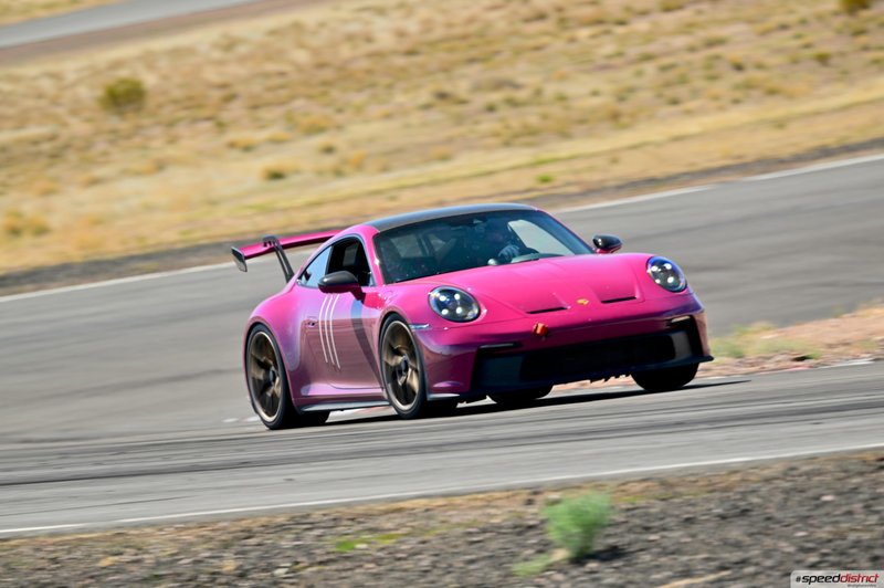 Porsche 911 GT3 RS pink
