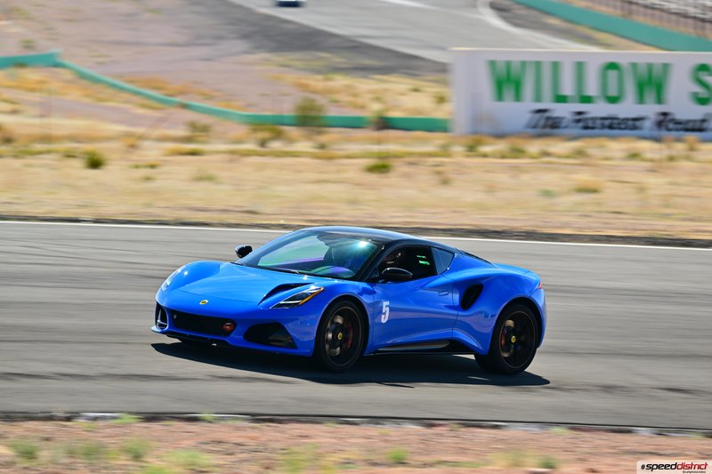Lotus Emira