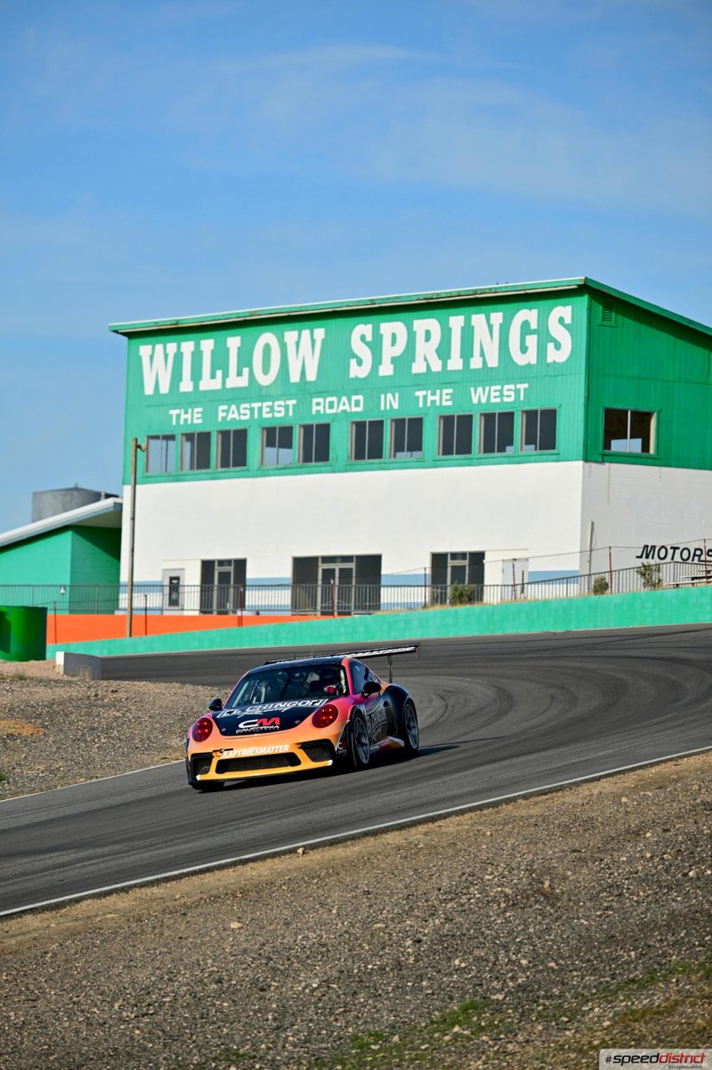 Porsche 911 GT3 Cup white
