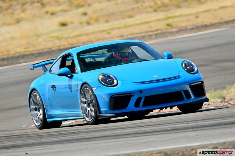Porsche 911 GT3 RS blue
