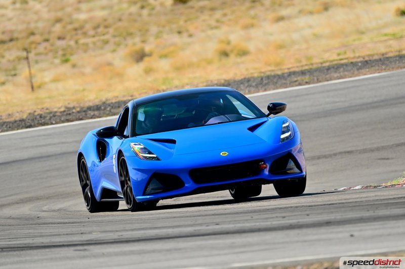 Lotus Emira
