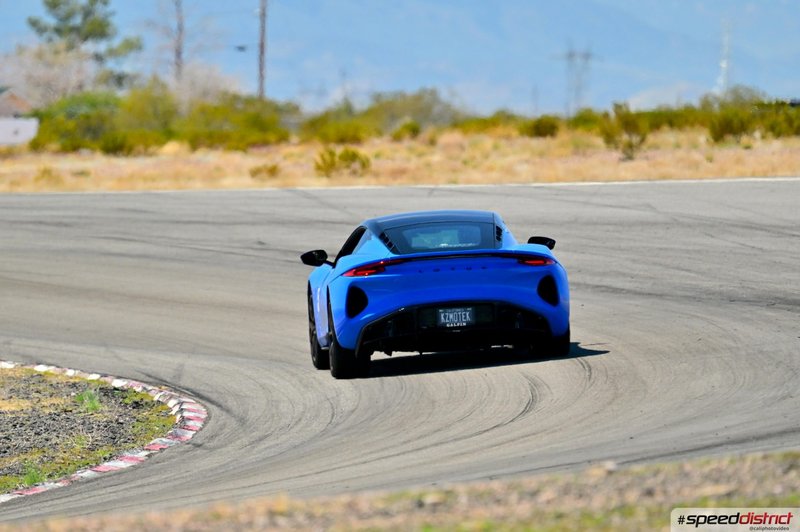 Aston Martin Vantage
