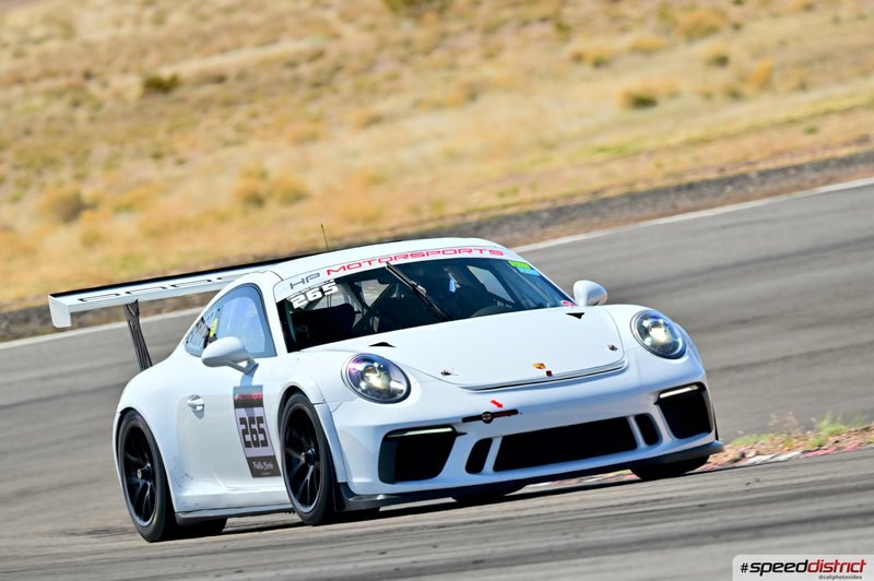 Porsche 911 GT3 Cup white