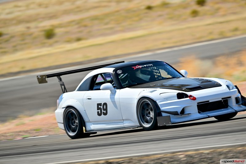 Porsche 911 GT3 Cup white