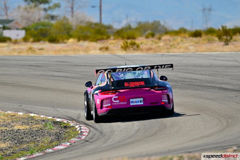 Porsche 911 GT3 Cup pink