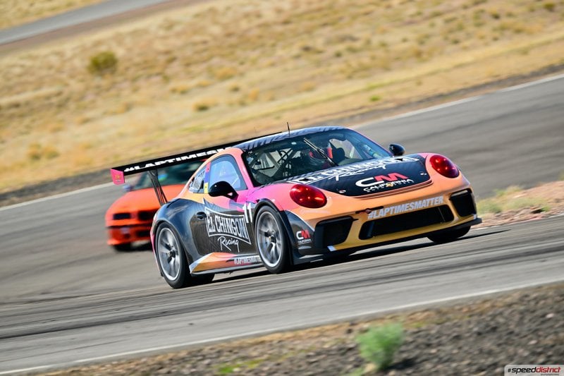 Porsche 911 GT3 Cup orange