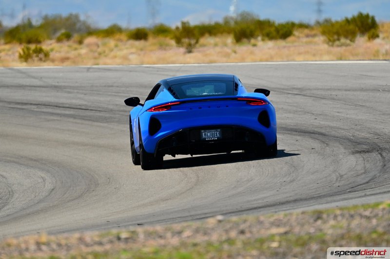 Aston Martin Vantage