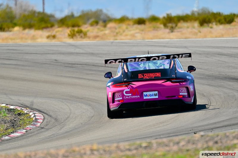 Porsche 911 GT3 Cup pink