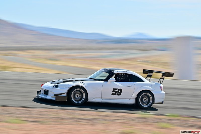 Porsche 911 GT3 Cup white