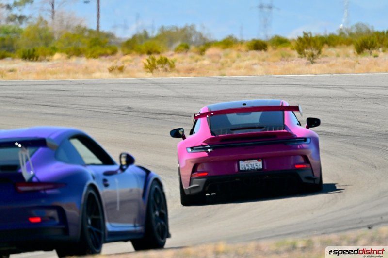 Porsche 911 GT3 RS pink