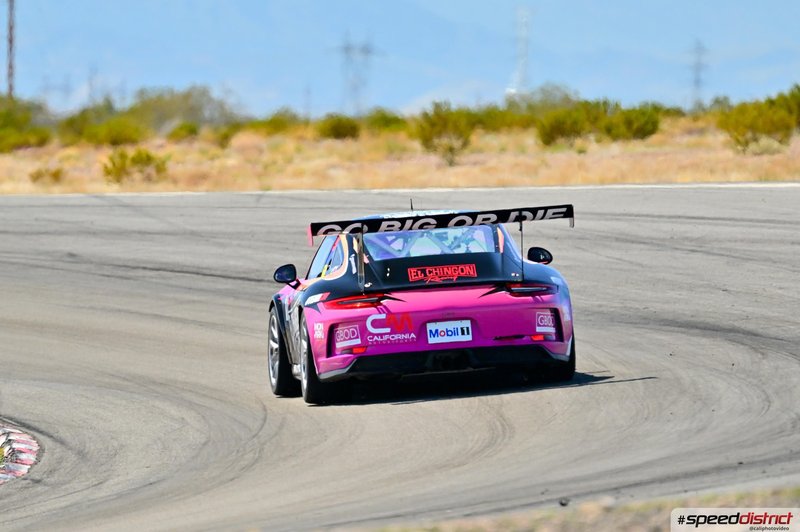 Porsche 911 GT3 Cup pink