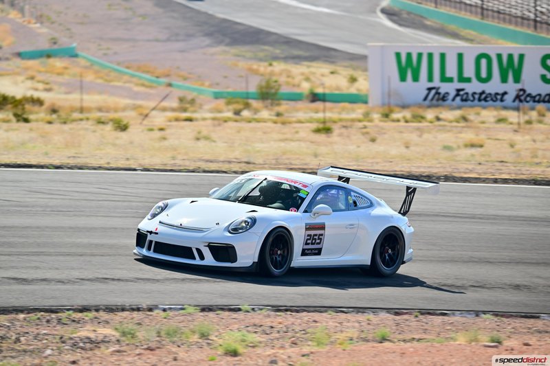Porsche 911 GT3 Cup white