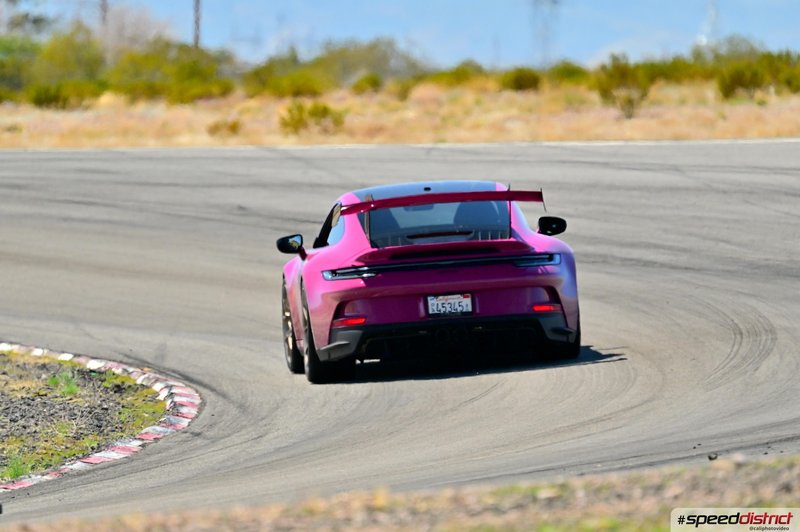 Porsche 911 GT3 RS pink