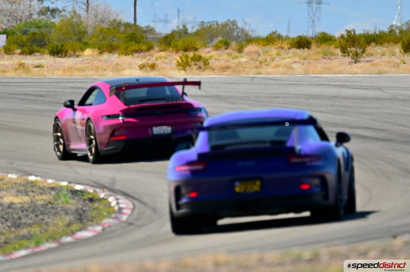 Porsche 911 GT3 RS pink