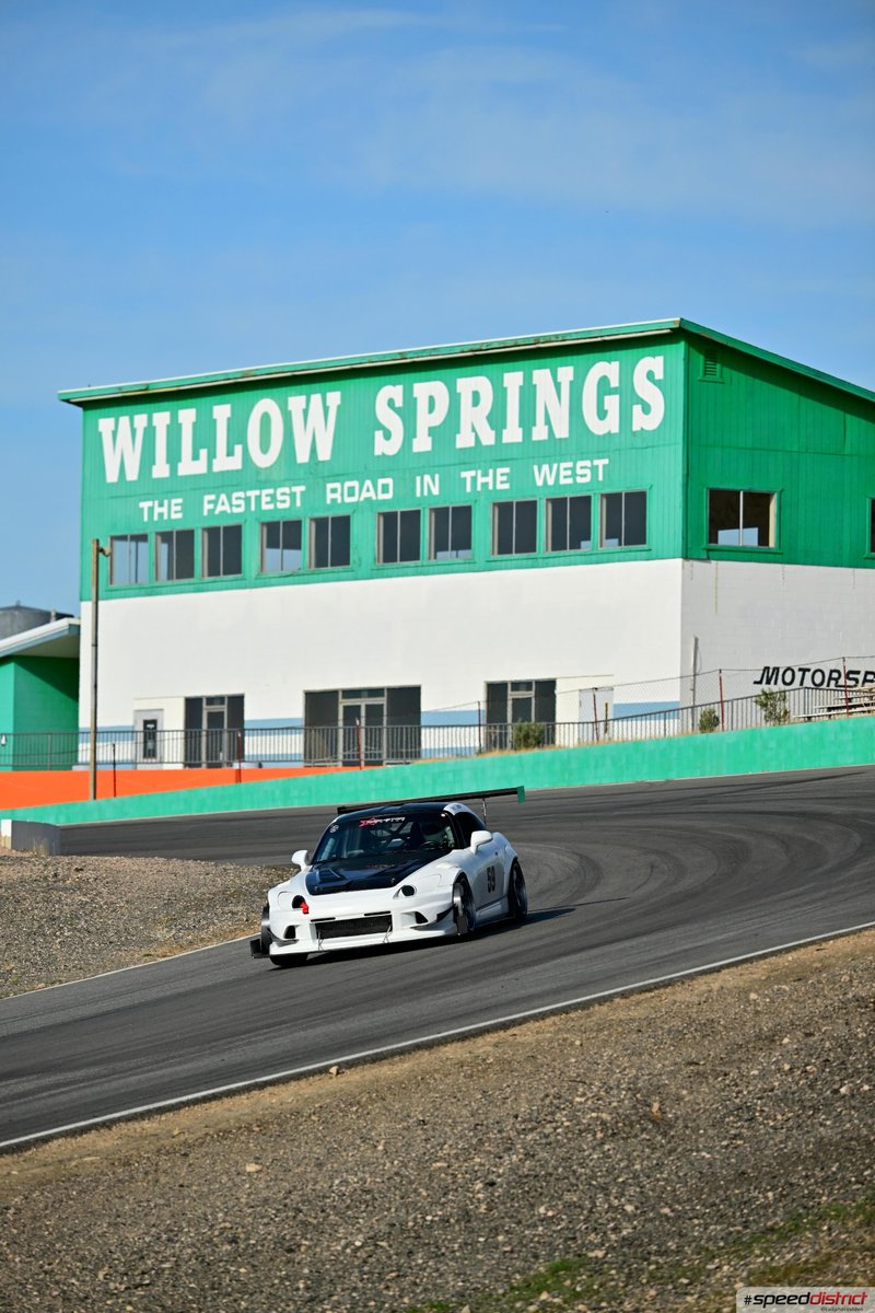 Porsche 911 GT3 Cup white