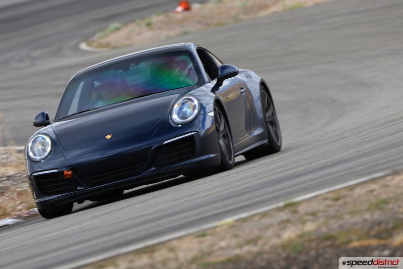 Porsche 911 GT3 blue
