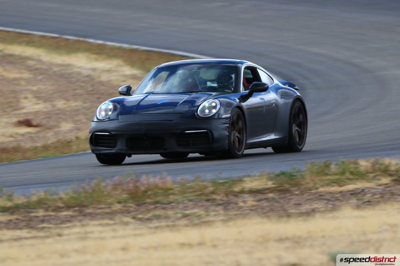 Porsche 911 GT3 blue