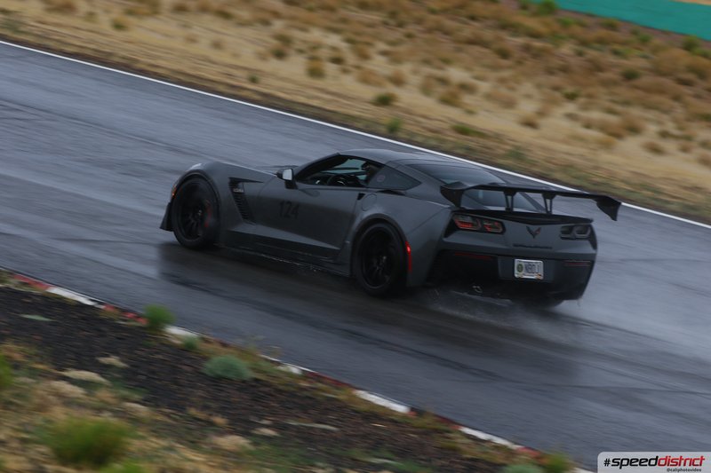 Chevrolet Corvette Z06 gray