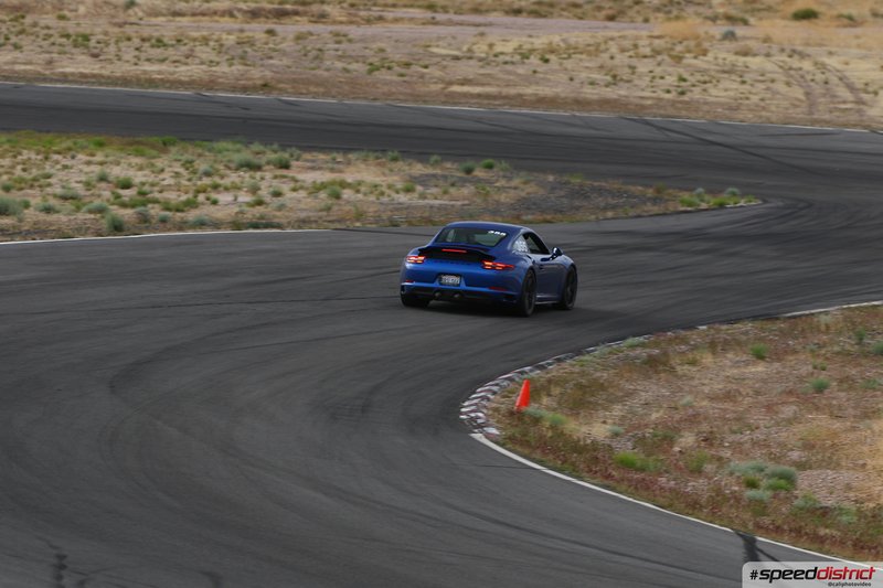 Porsche 911 GTS