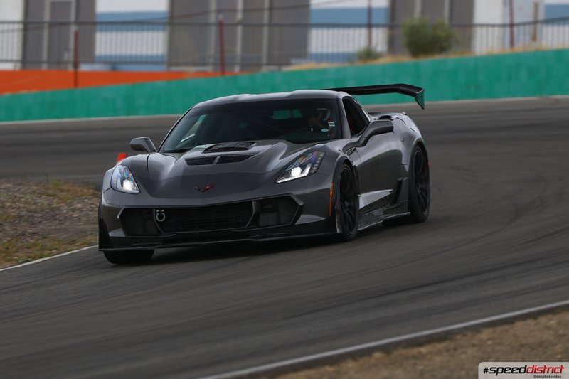 Chevrolet Corvette Z06 gray